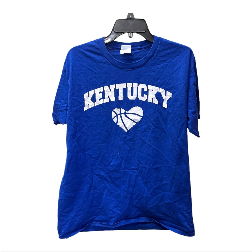University of Kentucky Basketball Size Large T-Shirt